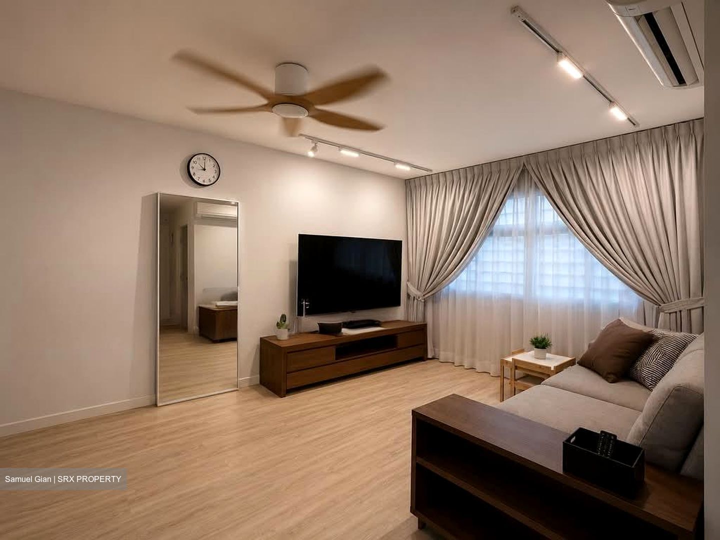 Blk 293D Skypeak @ Bukit Batok (Bukit Batok), HDB 4 Rooms #579654841